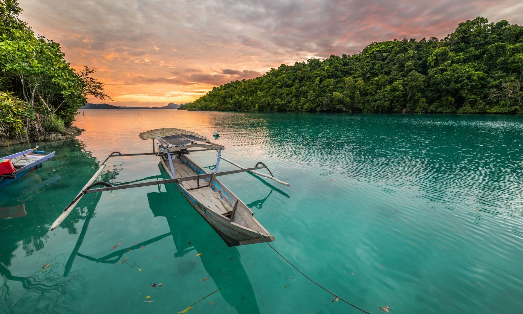 18 Days Sulawesi Tour: Bira – Lake Tempe – Toraja – Togian Islands 19