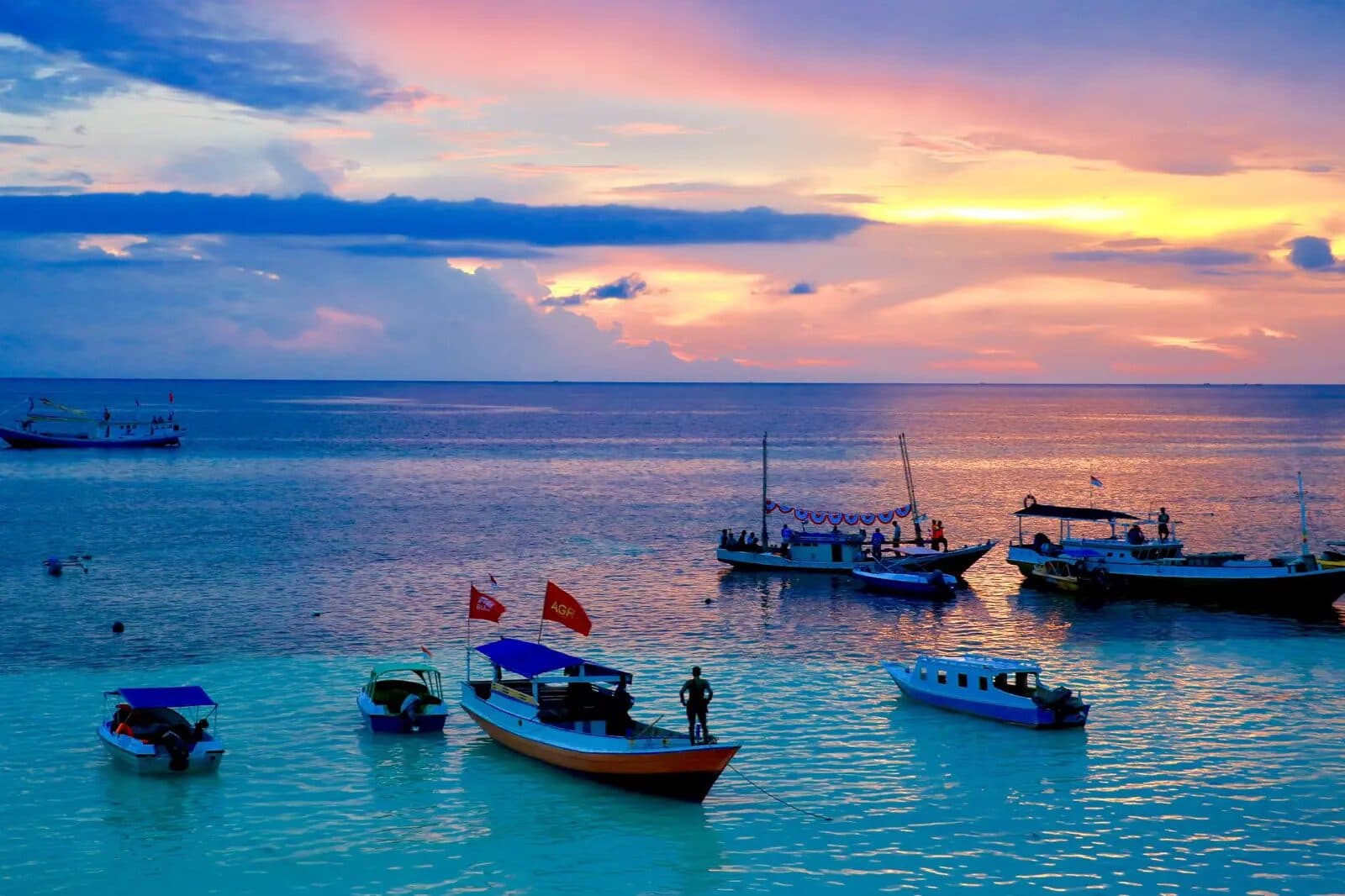 18 Days Sulawesi Tour: Bira – Lake Tempe – Toraja – Togian Islands 29