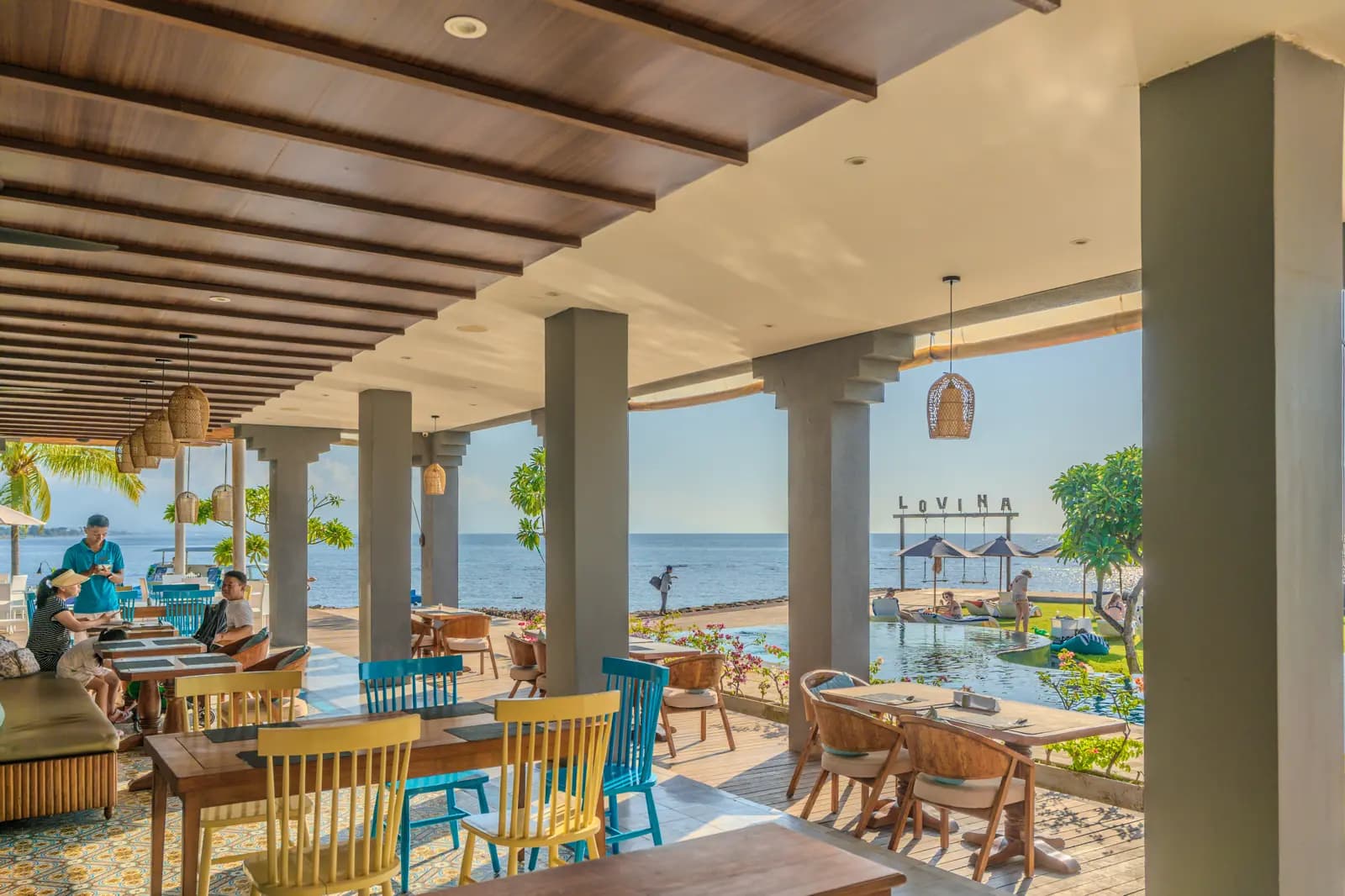 Lovina Beach Club & Resort 7
