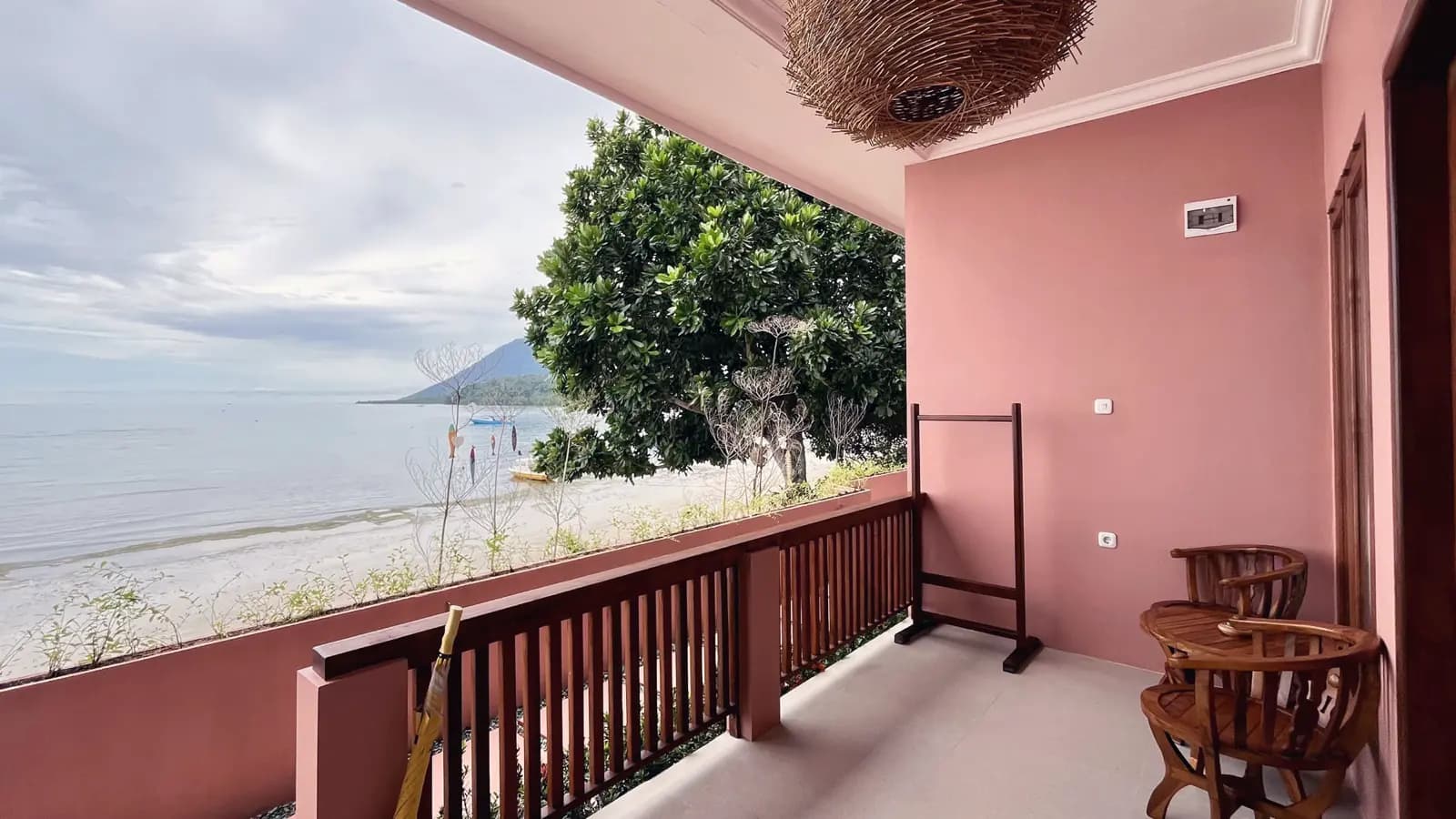 Bastianos Bunaken Dive Resort 13