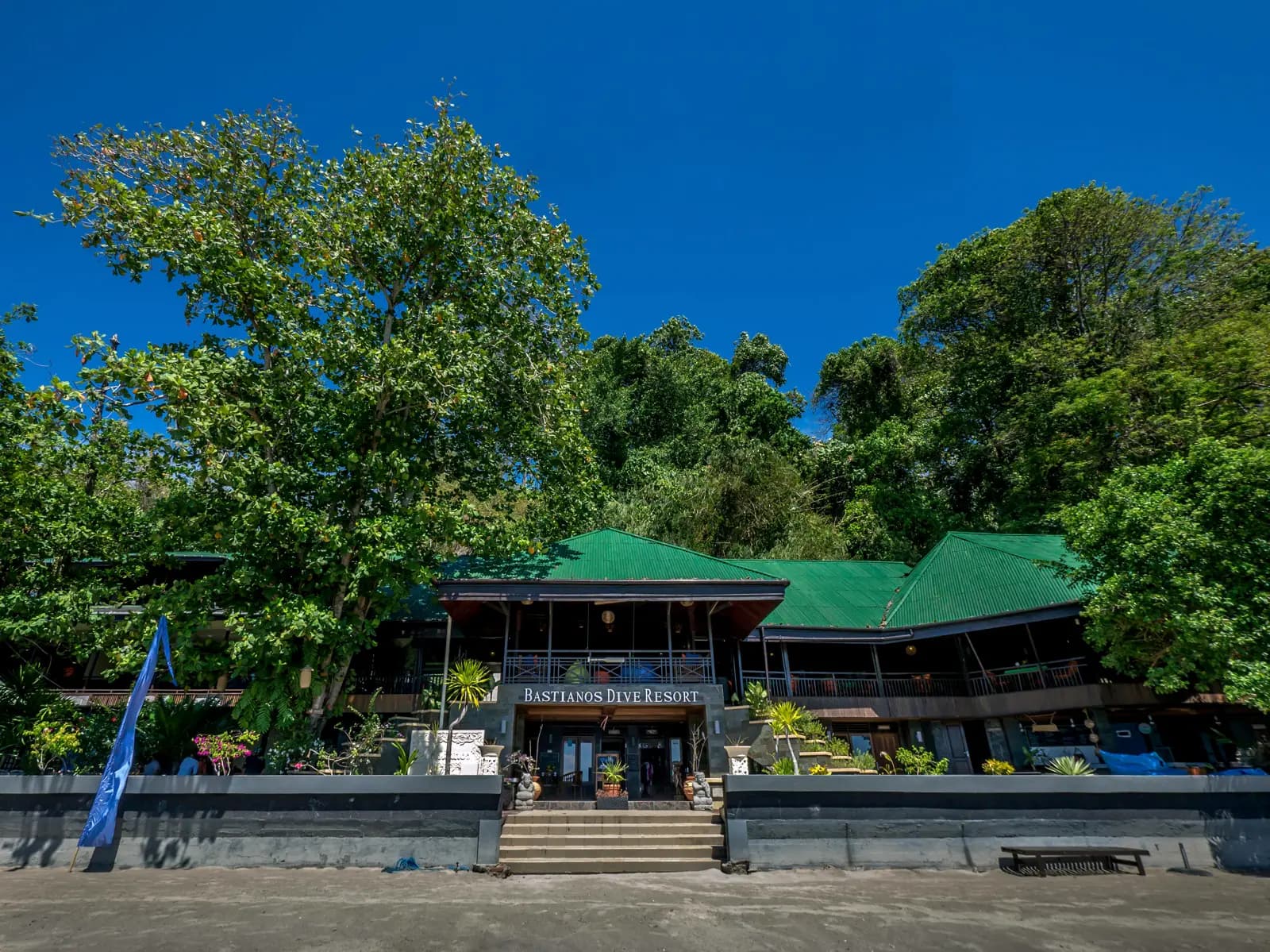 Bastianos Bunaken Dive Resort 19