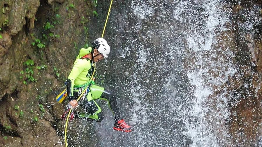 Canyoning in Bali 12