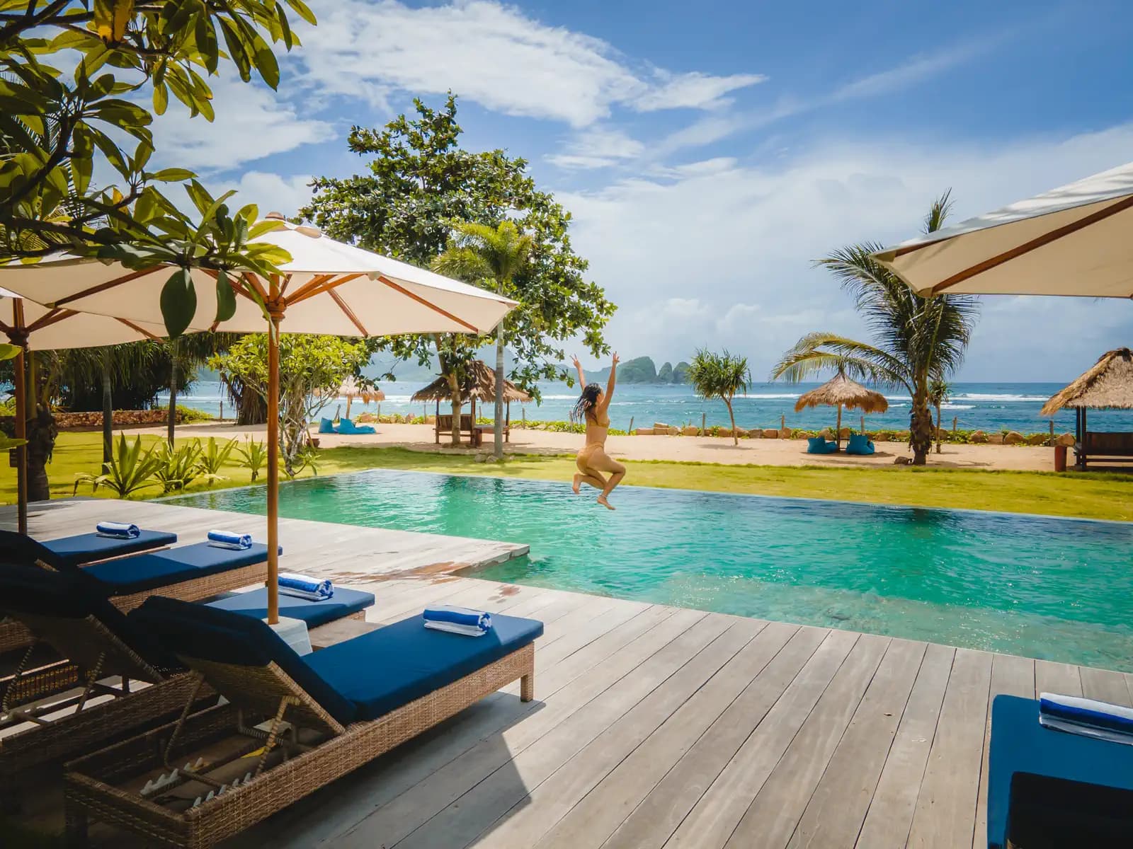 Segara Lombok Beach Resort 17
