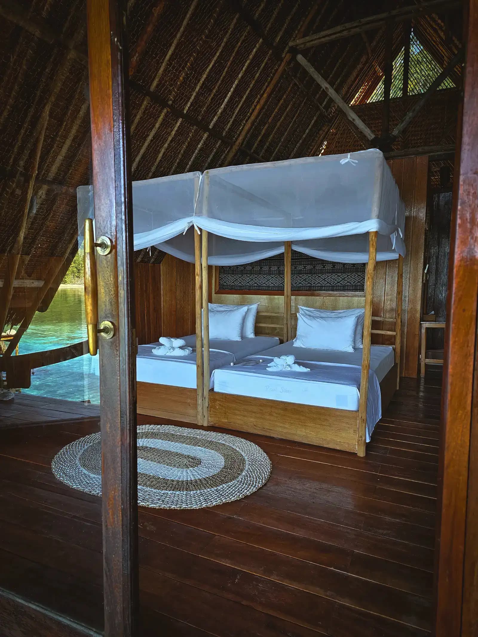 Katembe Raja Ampat 18