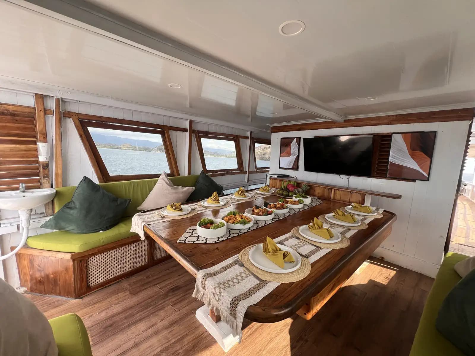 SIP Liveaboard 13