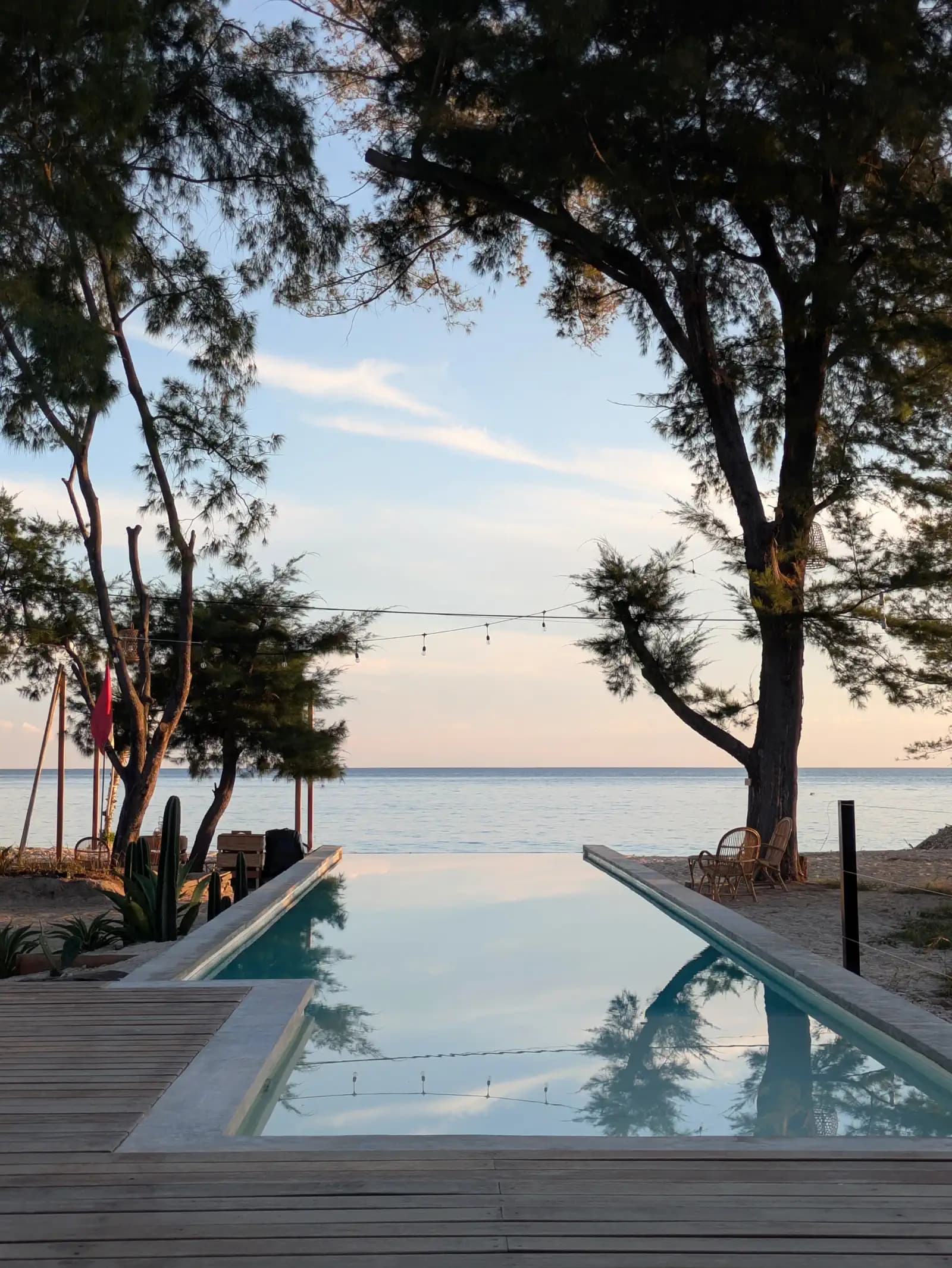 The Beach House Meno 1