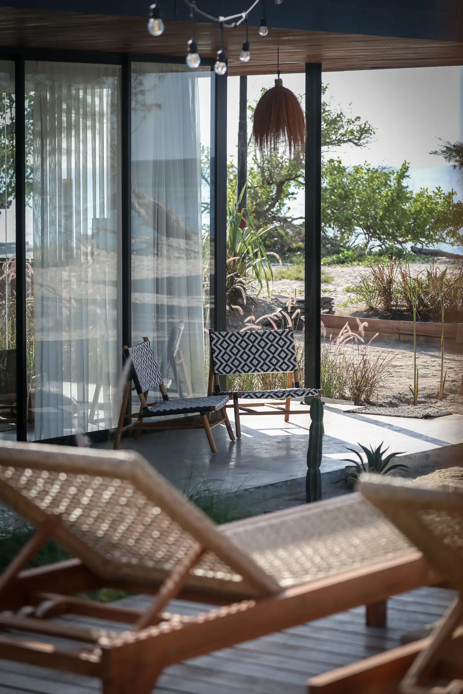 The Beach House Meno 13