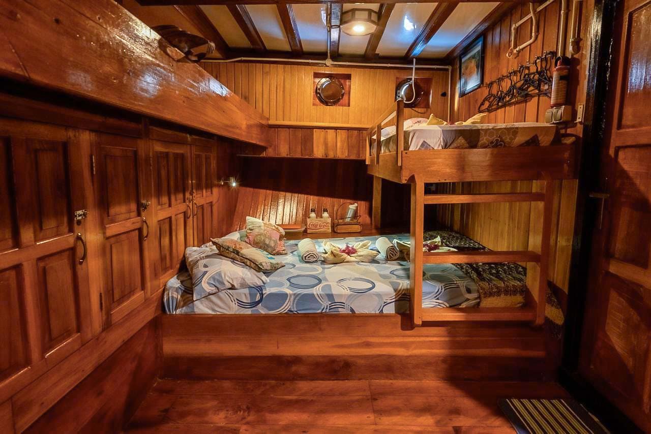 Sunshine Liveaboard 14