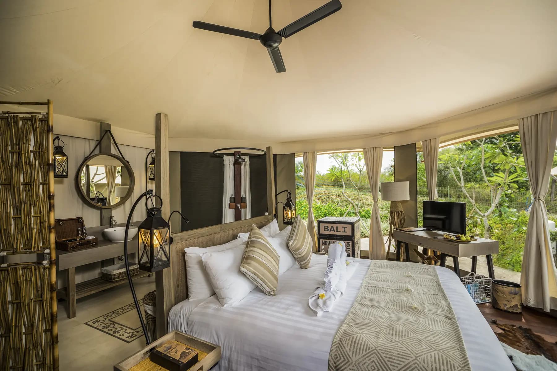 Menjangan Dynasty Resort 20