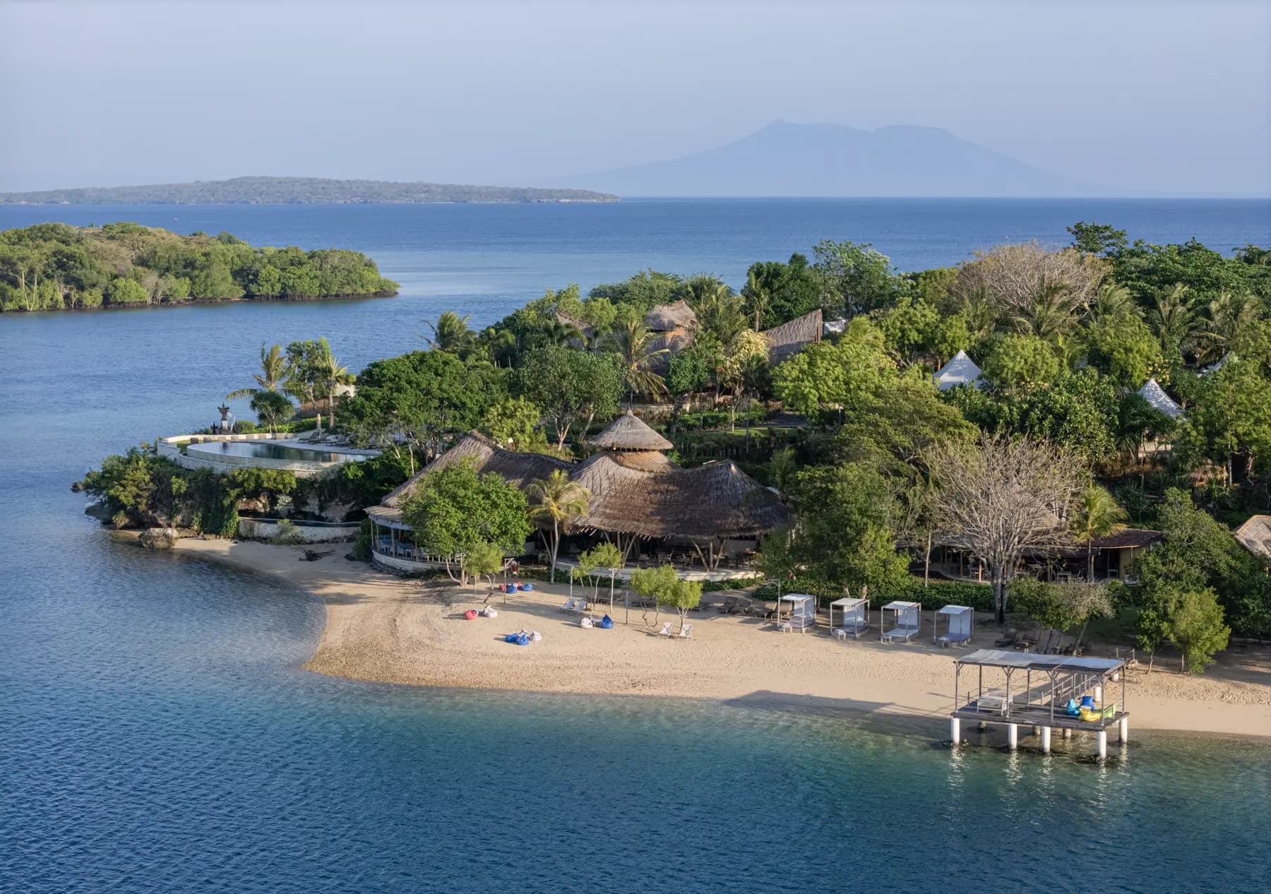 Menjangan Dynasty Resort