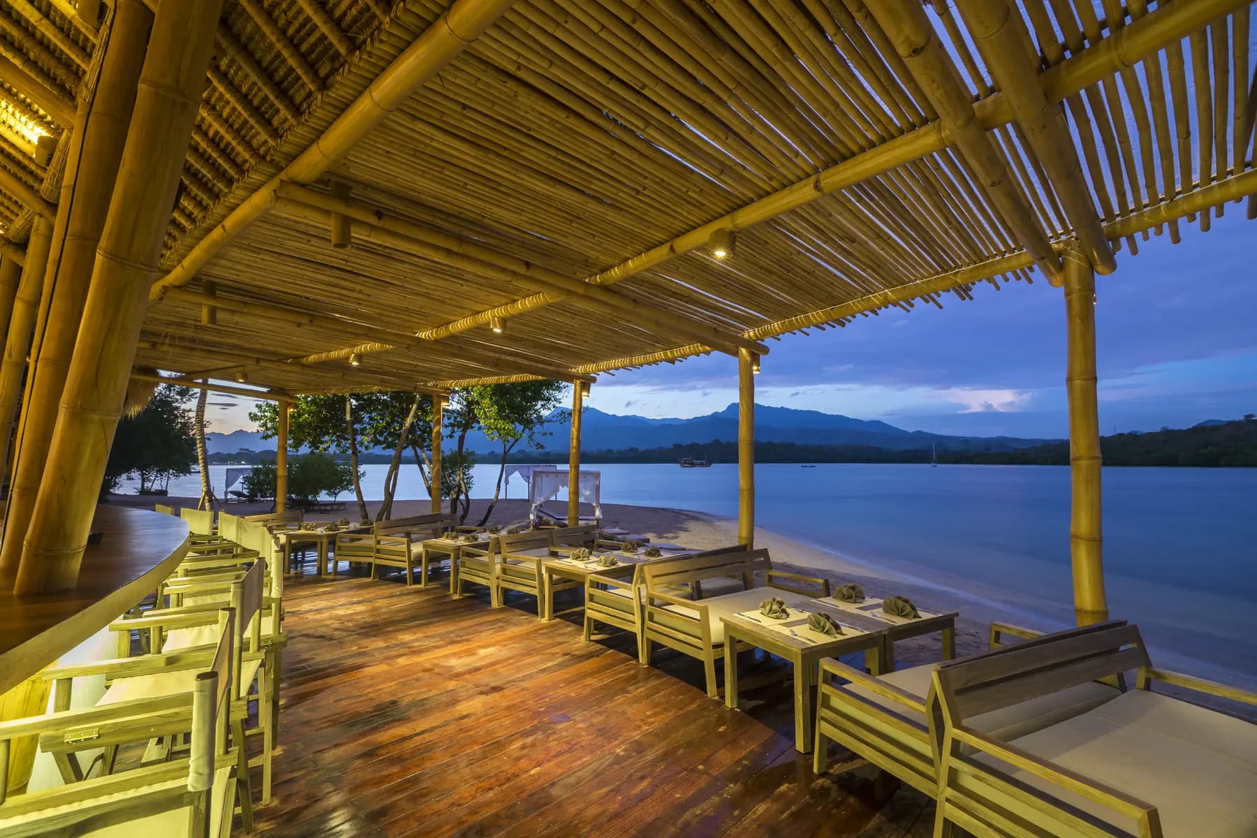 Menjangan Dynasty Resort 21
