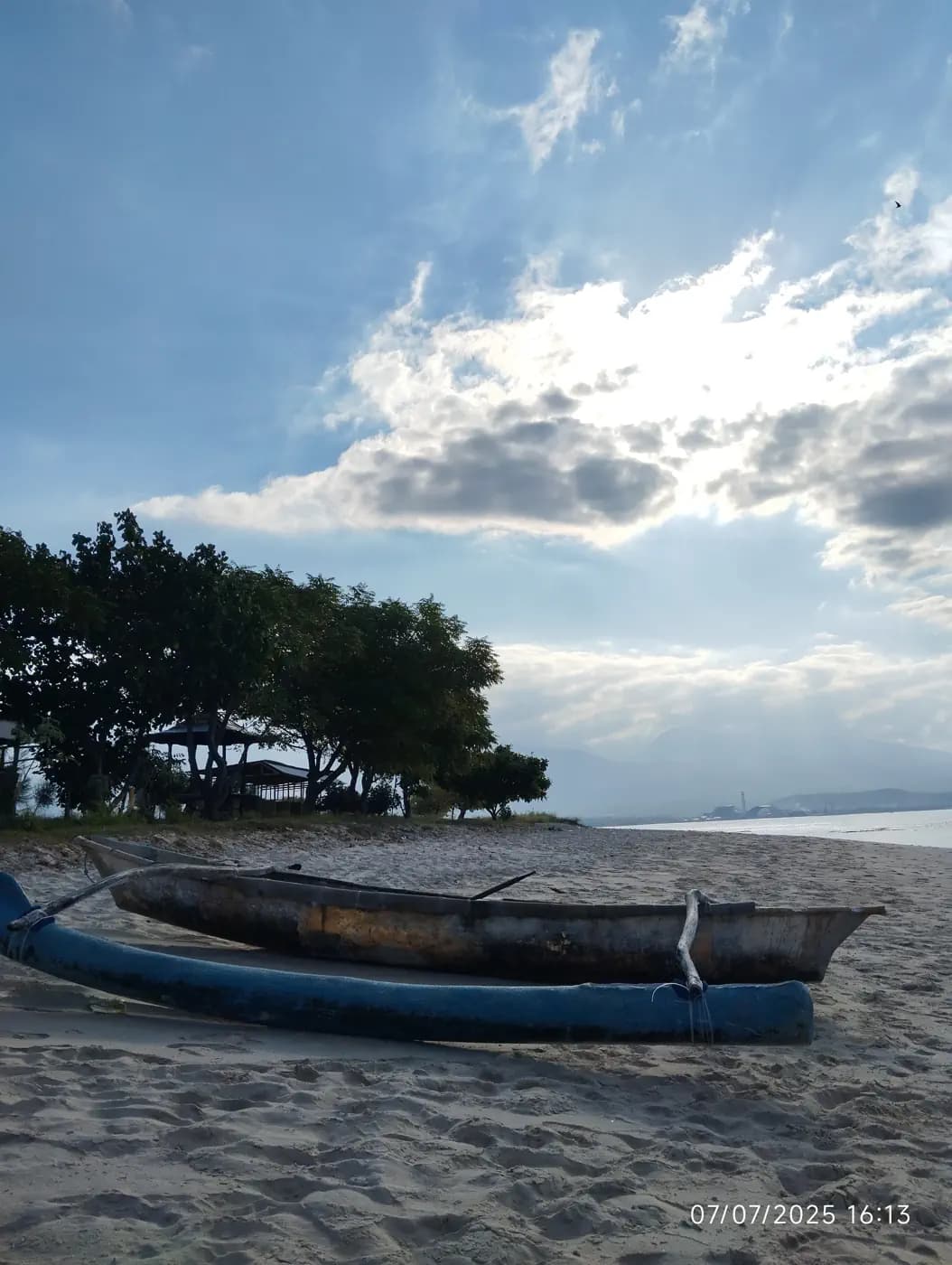 Lombok North East Secret Gilis Snorkeling and Camping Trip 11