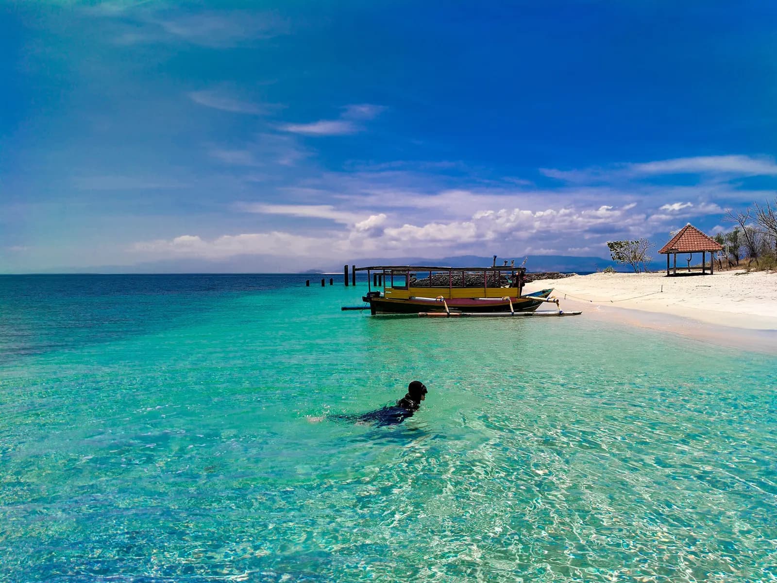Lombok North East Secret Gilis Snorkeling and Camping Trip