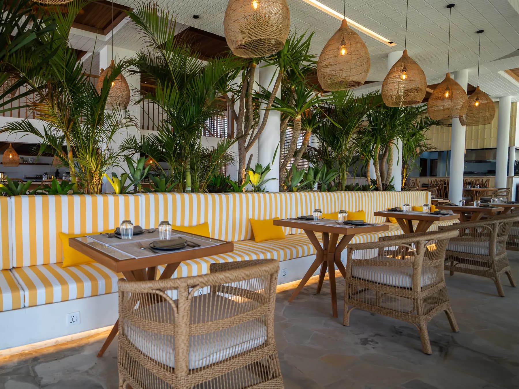 Cocana Resort 41