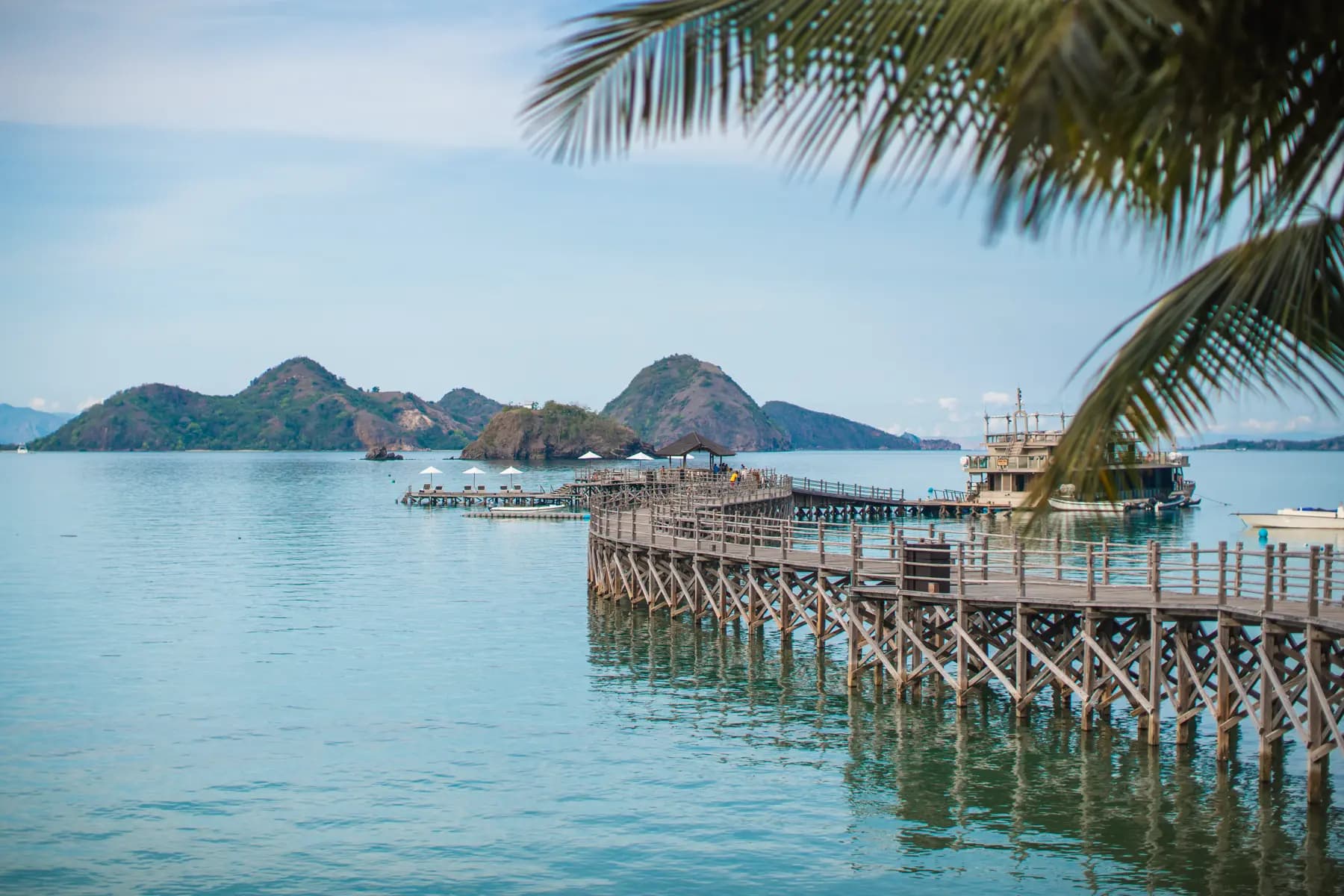 Ayana Komodo Waecicu Beach 10
