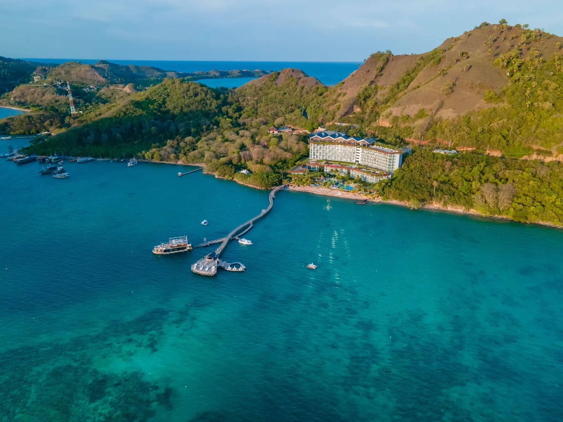 Ayana Komodo Waecicu Beach