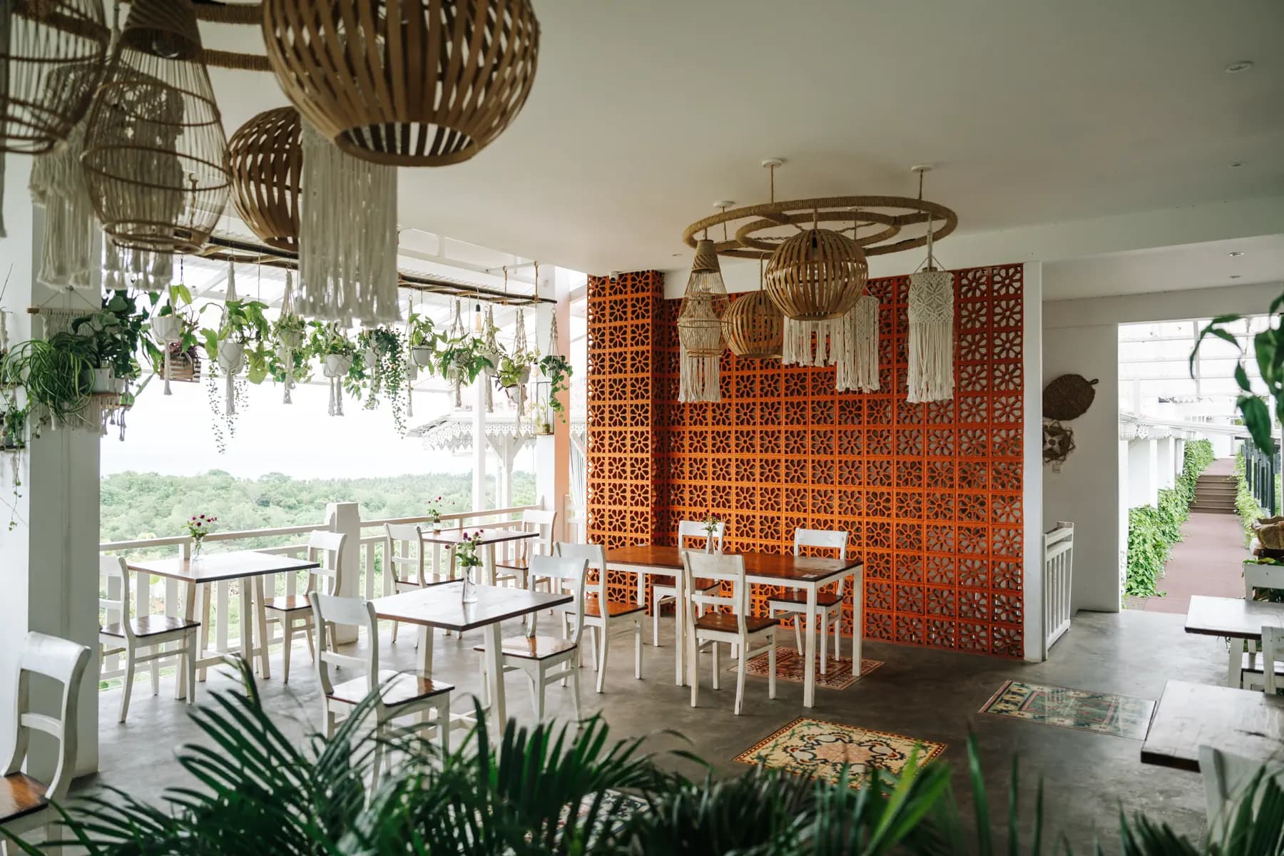 Mambo Hill Resort 11