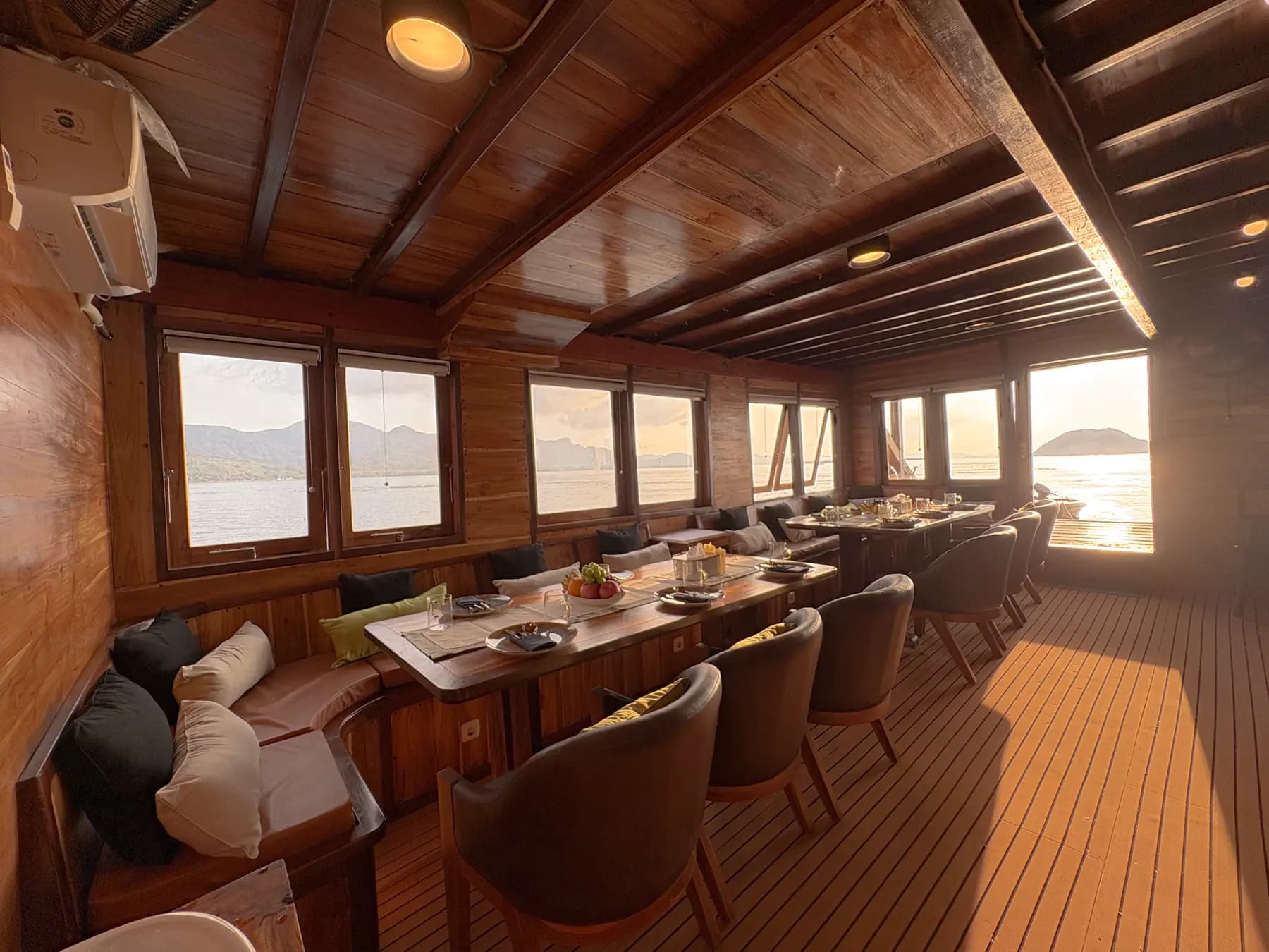 Sundari Voyages 20