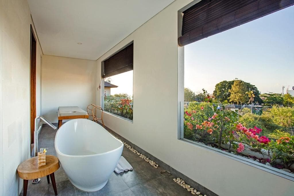 Jimbaran Bay Beach Resort & Spa 14