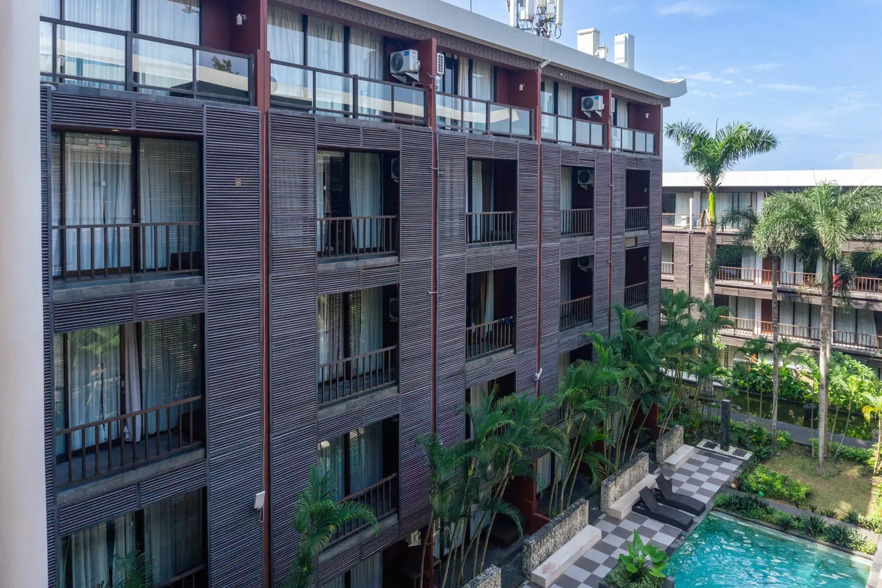 Le Grande Uluwatu 2