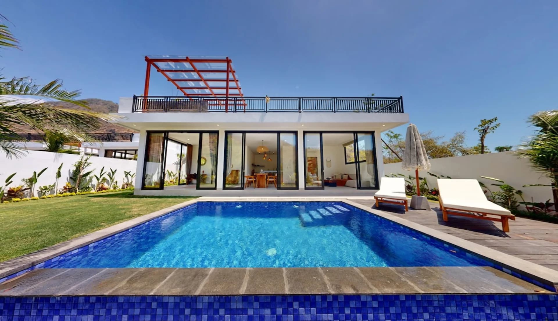 Villa Bacchanalia