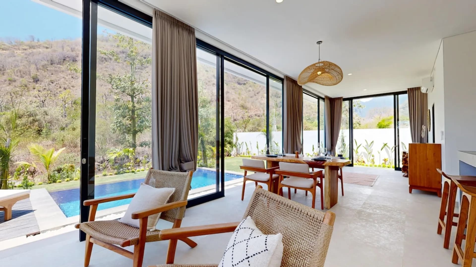 Villa Bacchanalia 5