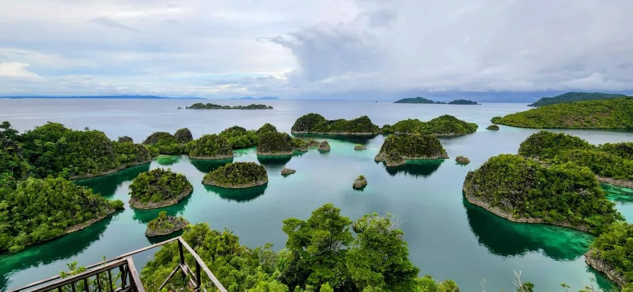 Before the Marine Parks: How Raja Ampat’s Communities Saved Their Own Reefs