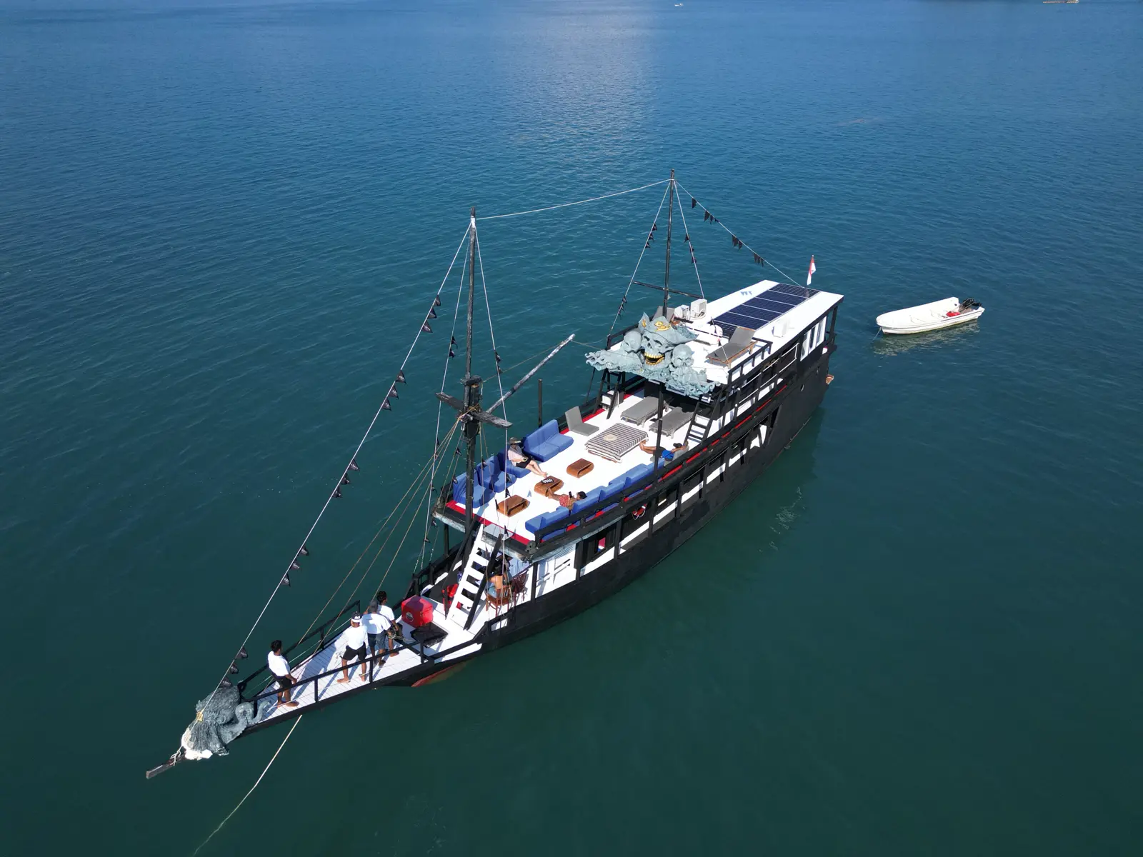Kanha Natha liveaboard