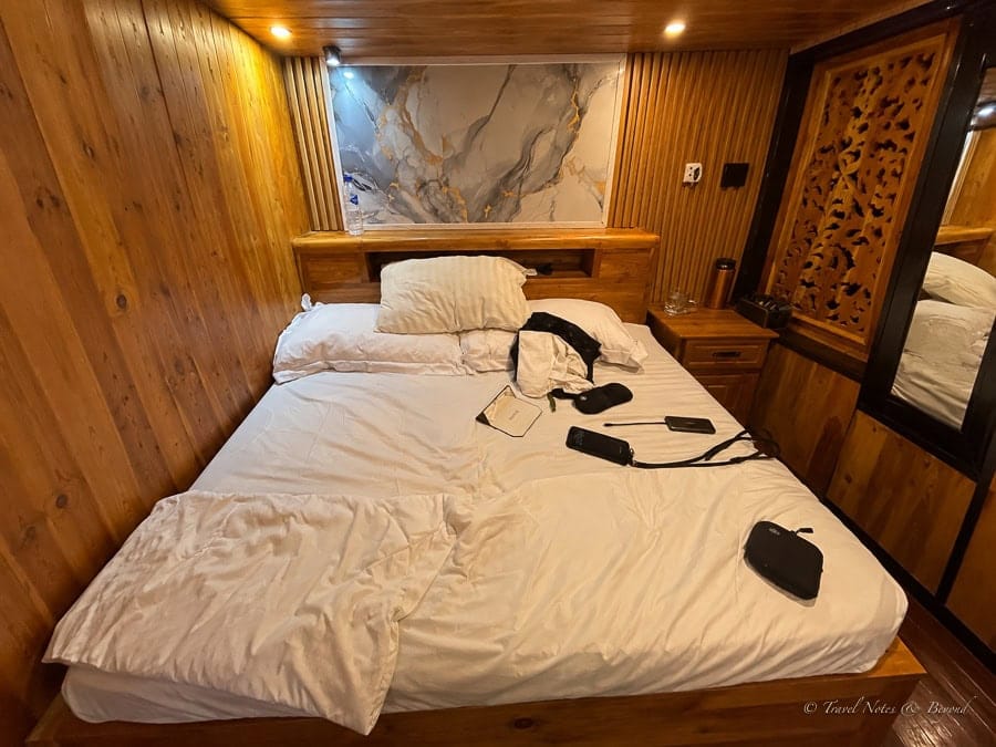 The double bed in the Flores cabin on Al Fatran 3