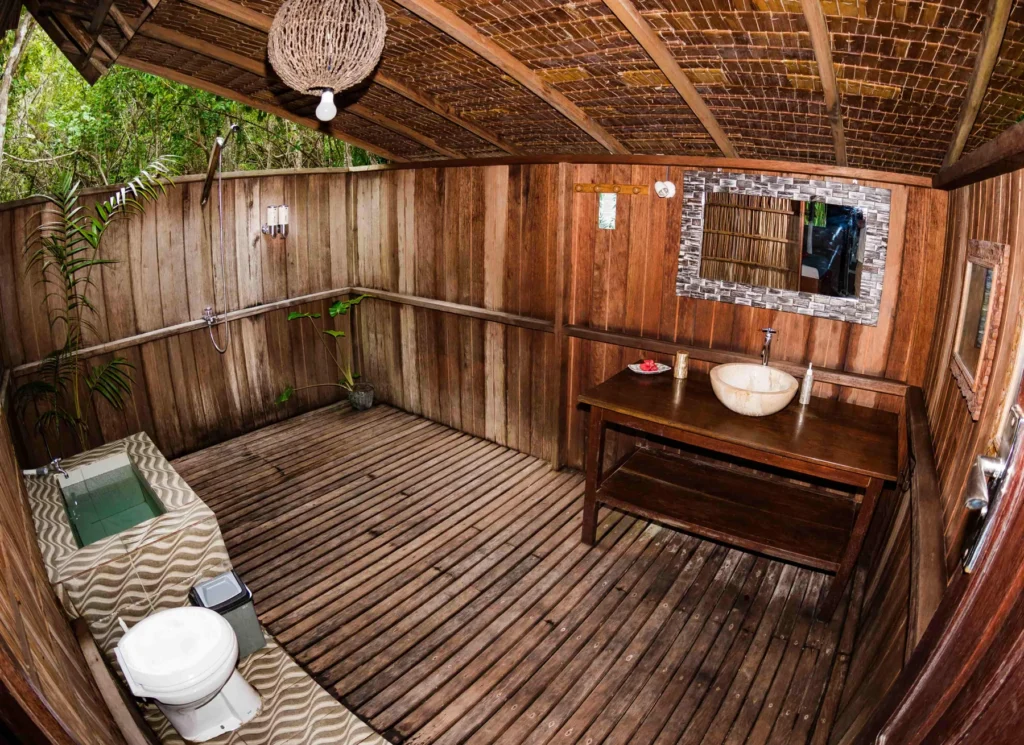 Open-air bathroom of a Superior Cottage